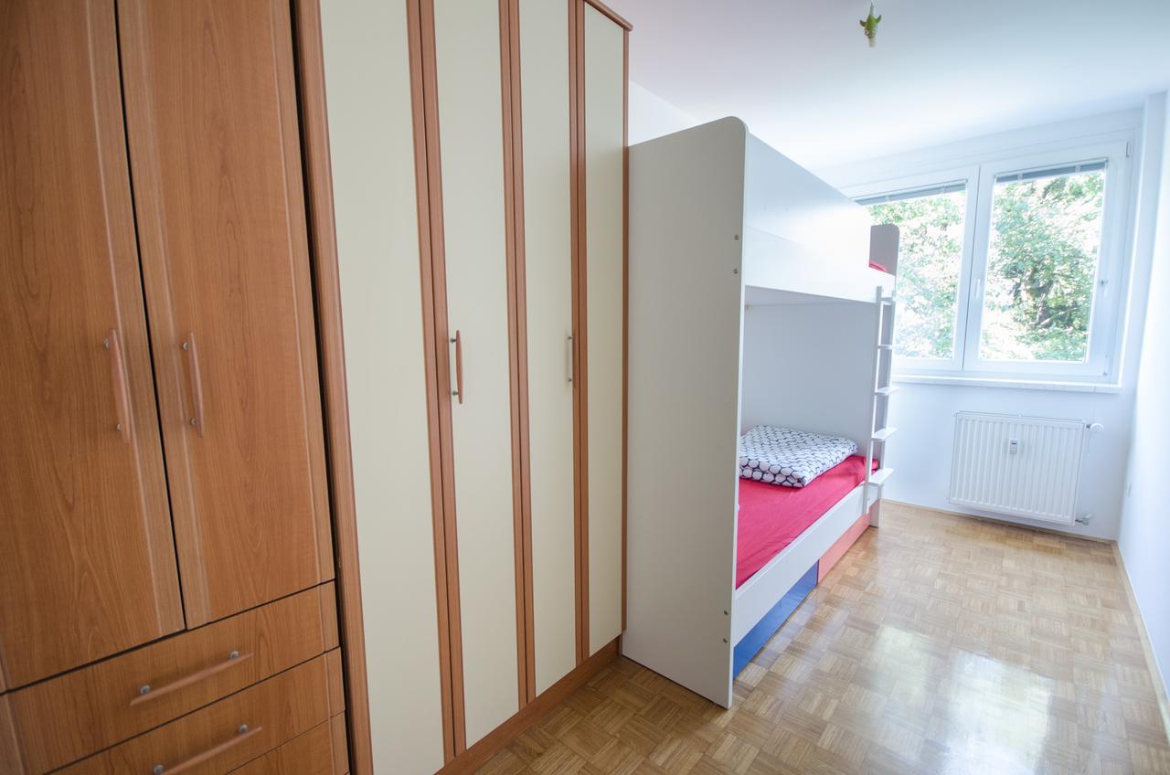 Apartment Near The Train Station Laibach Exterior foto